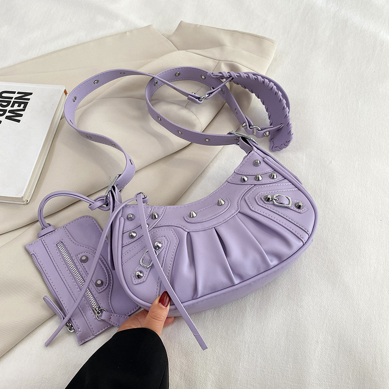 Diagonal pleated single shoulder women's retro rivet bag
