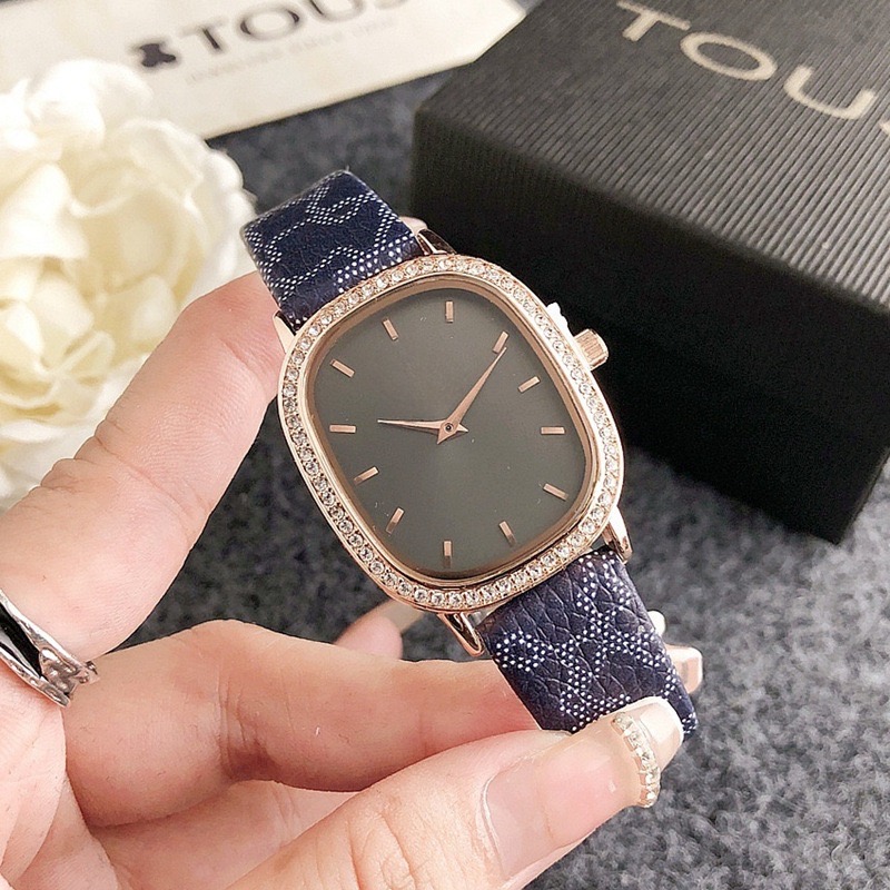 Watch for women new live broadcast hot retro square dial fashion ladies quartz watch waterproof leather strap fashion watch for women