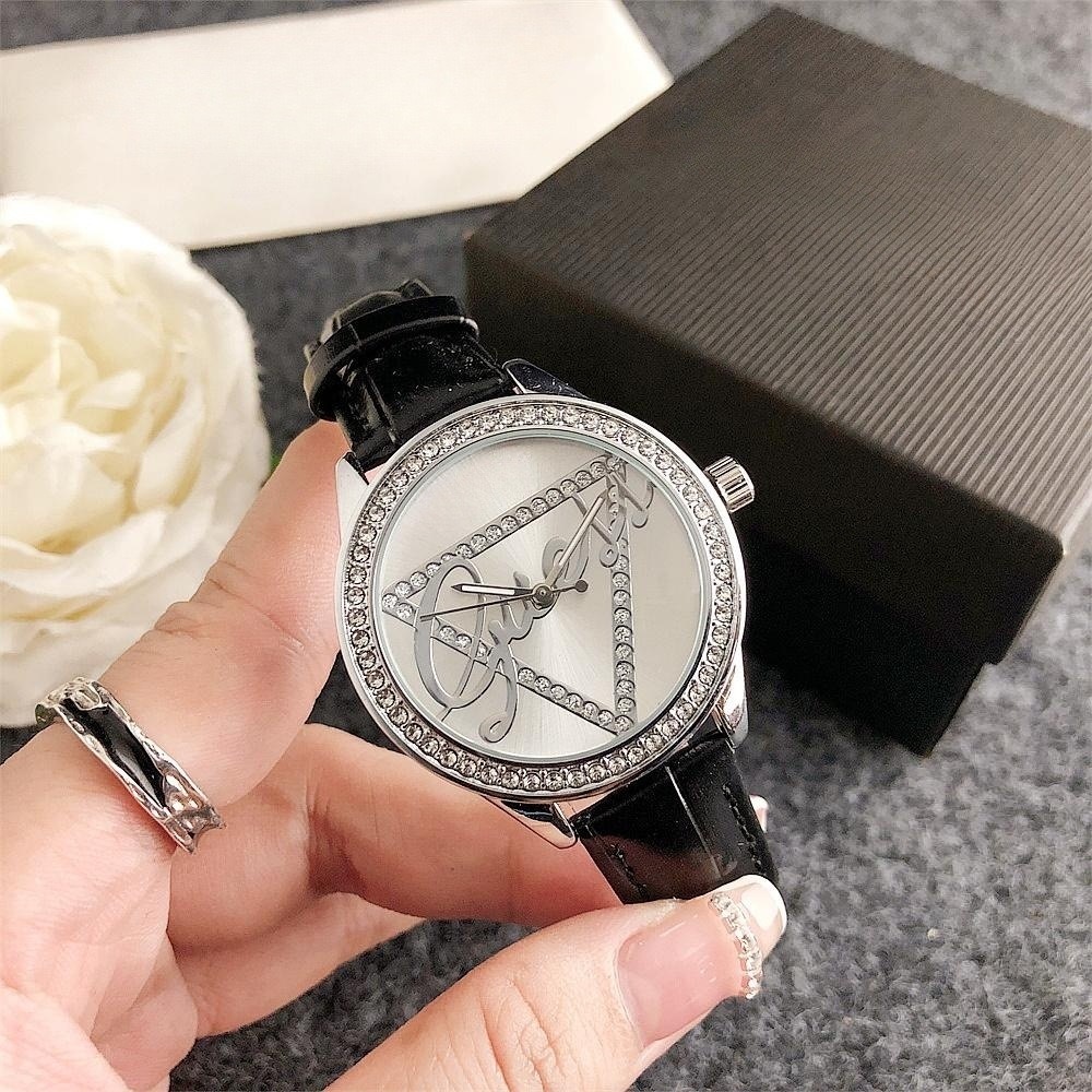 Women's watch niche diamond inverted triangle watch temperament quartz watch waterproof fashion watch female