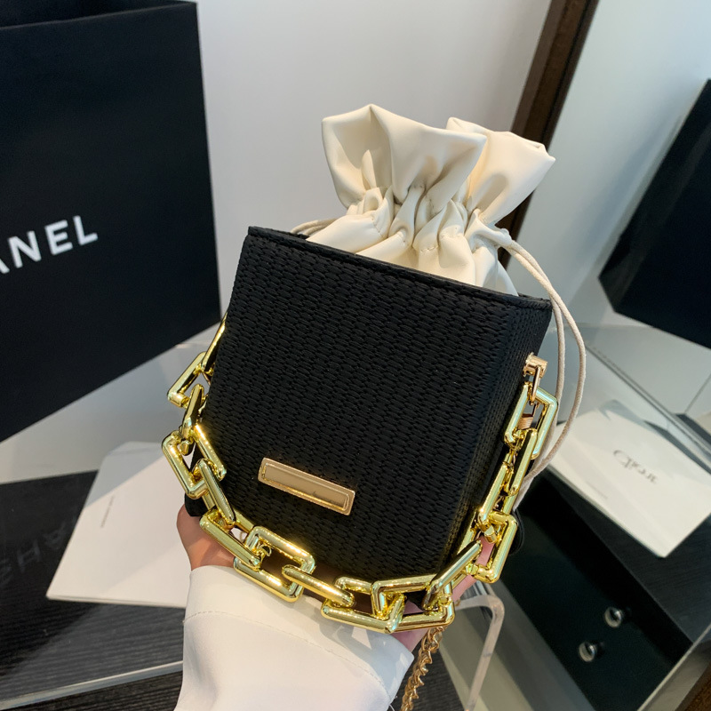 Women Mini Chain Handbag Shoulder Messenger Bag Small Square Bag