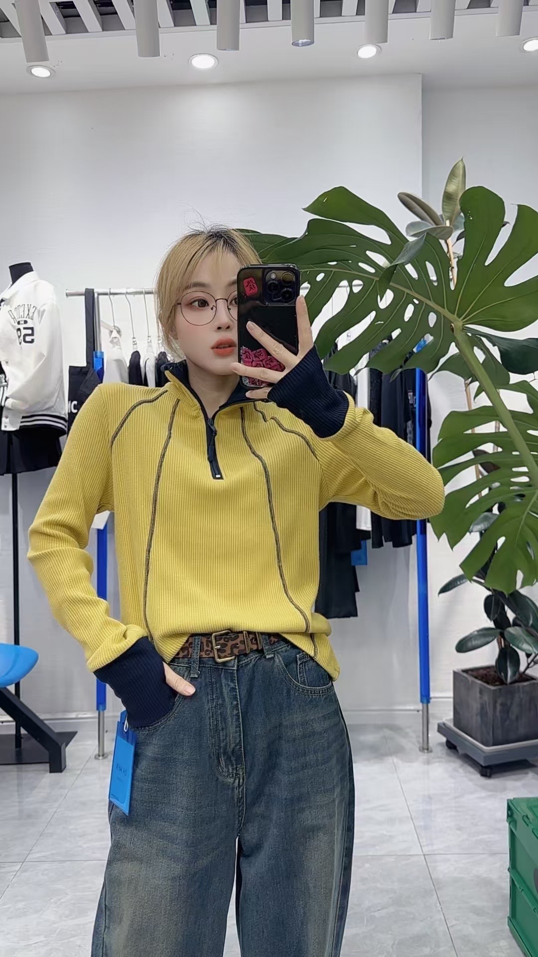 Pink irregular oblique shoulder sweater women 2024 early autumn and winter new off-shoulder knitted sweater Korean style wear