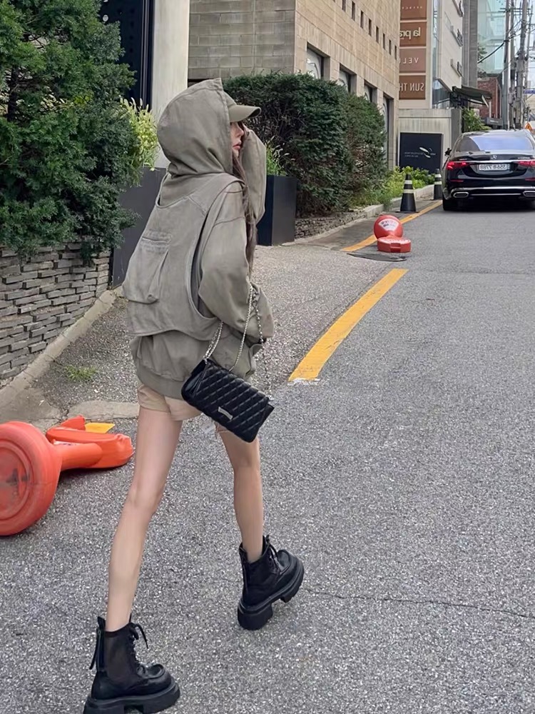 American retro fake two-piece hooded sweatshirt for women Spring and Autumn 2024 new loose design niche mid-length tops