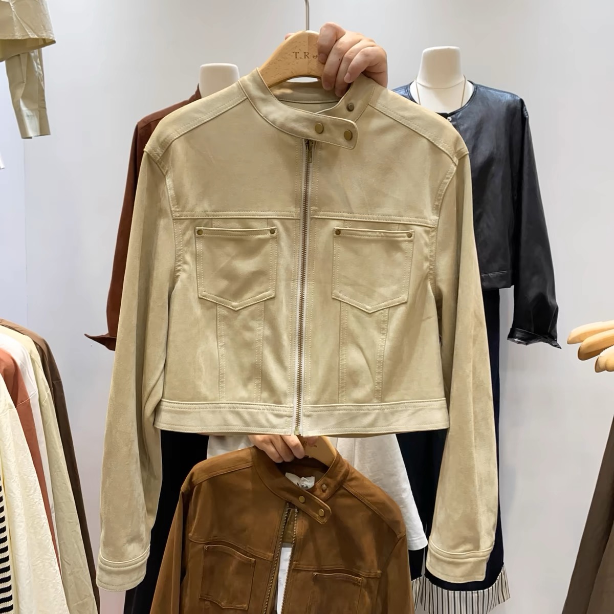 Retro stand-up collar suede short motorcycle jacket for women 2024 autumn and winter new Korean style sweet and cool style small jacket