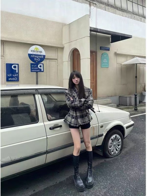 Retro British style lady thickened plaid suit women autumn and winter new waist double-breasted short woolen coat