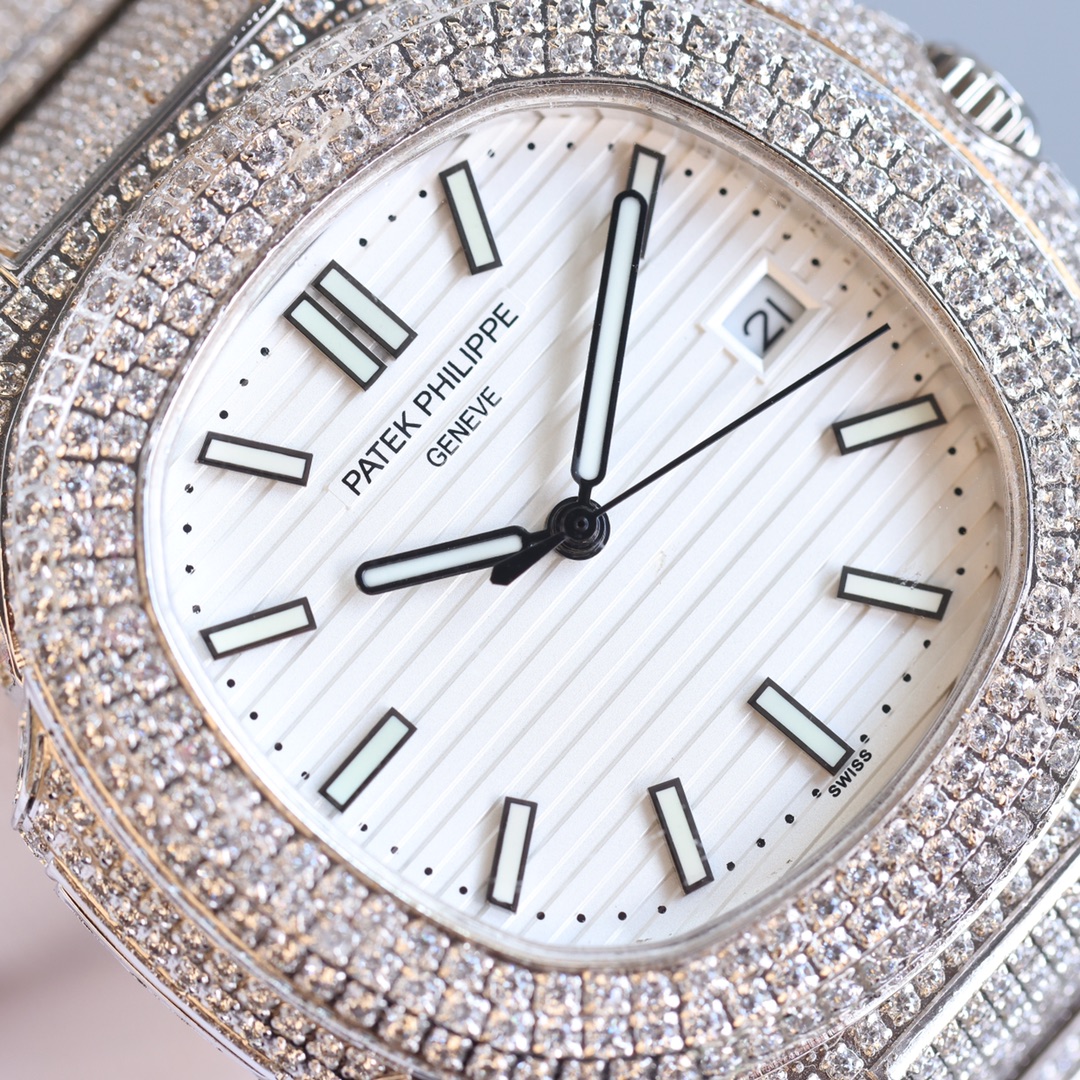 Patek Philippe sports series Nautilus, 5719/1G-001 watch,