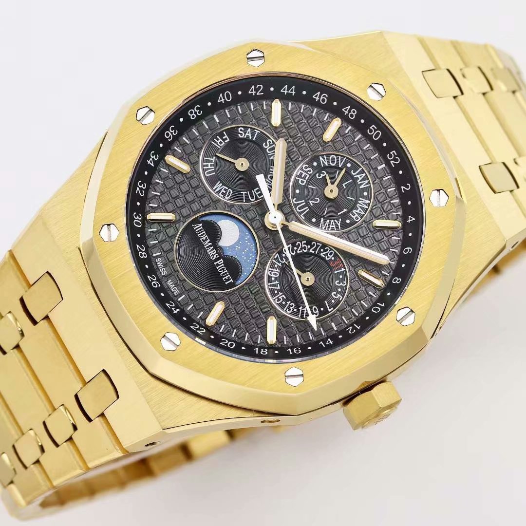 Audemars Piguet Royal Oak series multi-functional watches 26574 and 26606 are equipped with